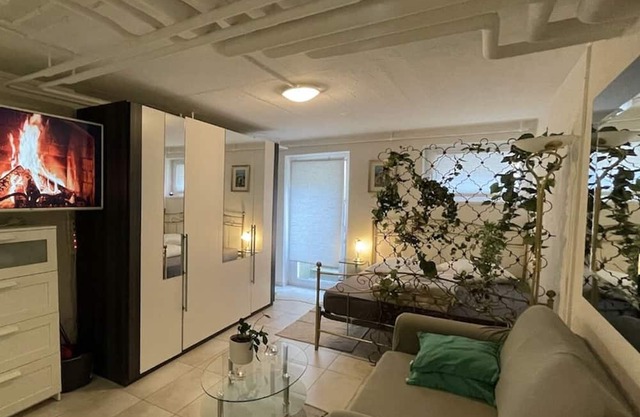 Fast Wifi 3 min to Rhein Comfy Bed