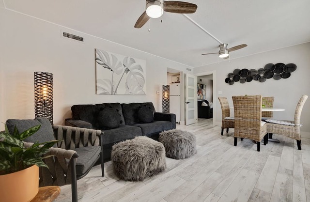 Tropical Coquina Cove #6