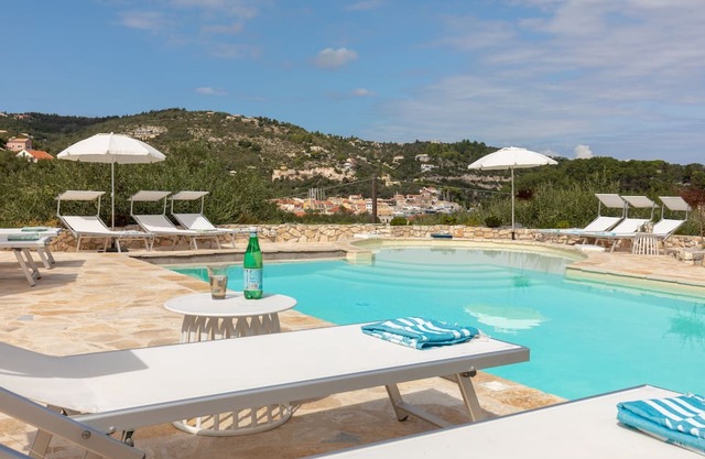 Fede - Luxury One-Bedroom Cottage in Gaios Paxos - Danilia Luxury Cottages