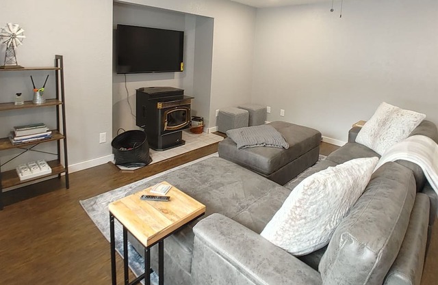 Getaway to Serenity | Dog Friendly, Private Home | Tons of Parking