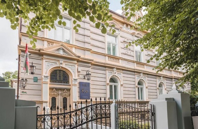 Roze Villa