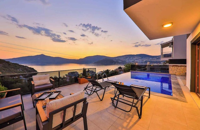 Villa Rainbow