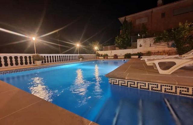 China -Double or Twin Room with Swimming