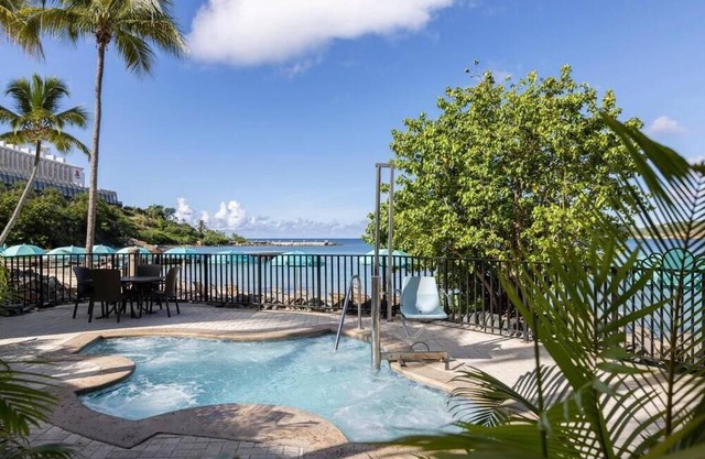 Oceanside 2-bedroom Marriott Frenchman's Cove Resort 2-Bedroom, Beach & Pool