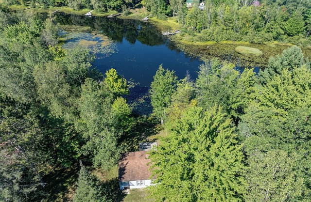 Bluebird Cottage in Townsend, WI