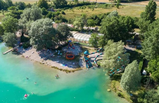 Camping 3 étoiles - Piscine - ccaa0gc