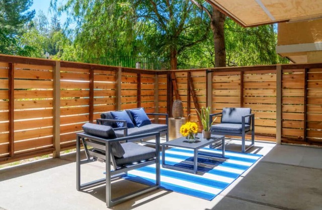 Sharon Green: Spacious 2BR Condo