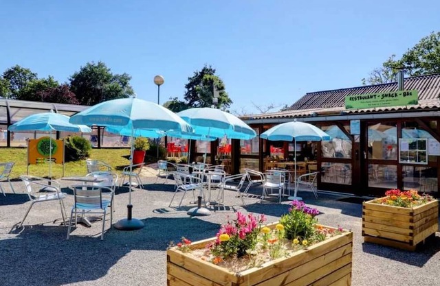 Cabane 3 étoiles - Piscine - eeigaa