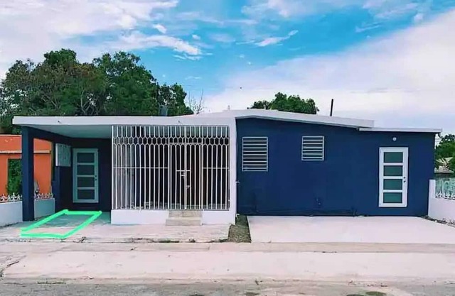 Modern, Cozy & Great Location