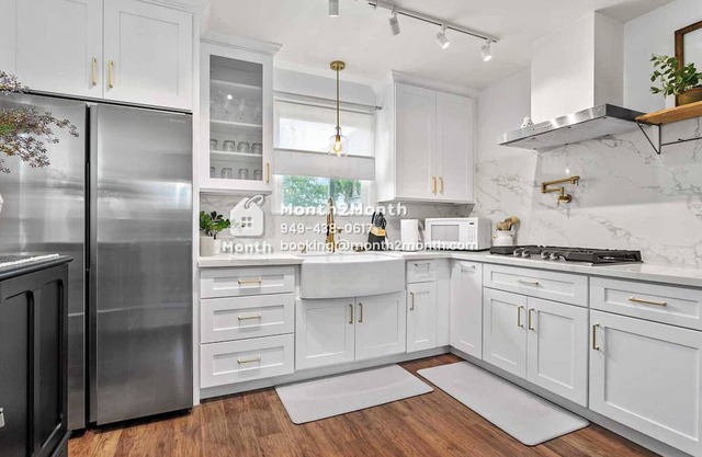 The Sunshine Retreat on Wedgeworth Dr #42099