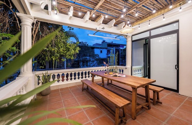 SUZEY Eco Garden - Check in Nature