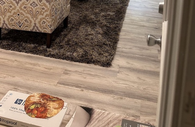 This charming bungalow/cottage is located between Hopland and Ukiah.