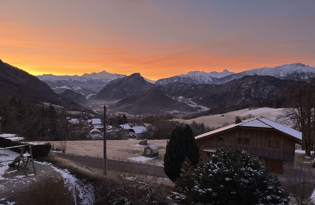 Magnifique Chalet Familial, Splendide vue sur le Mont-blanc - au Coeur des Alpes