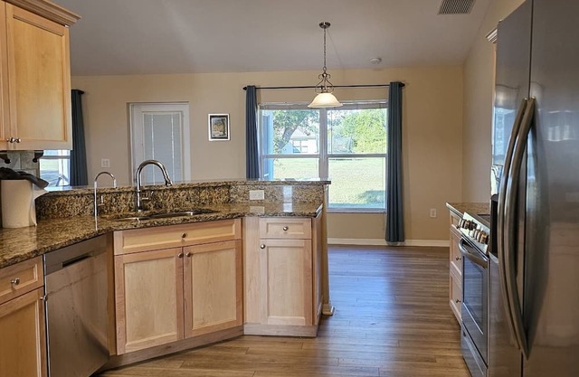 4 Beds, 2 Full Bathroom single family home in Deep Creek Punta Gorda FL 33983