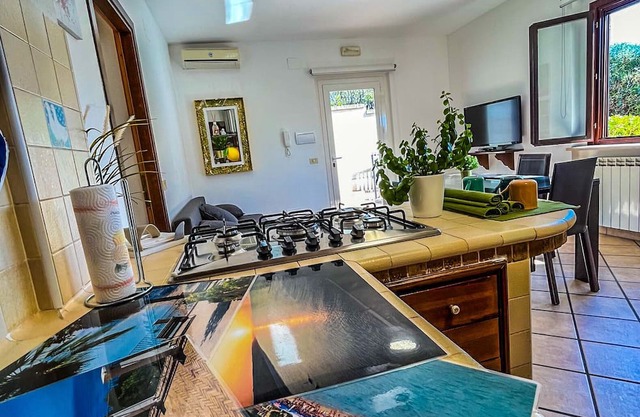 Villa Limone con Giardino a Vasto. Spiaggia a 5min Riserva Naturale