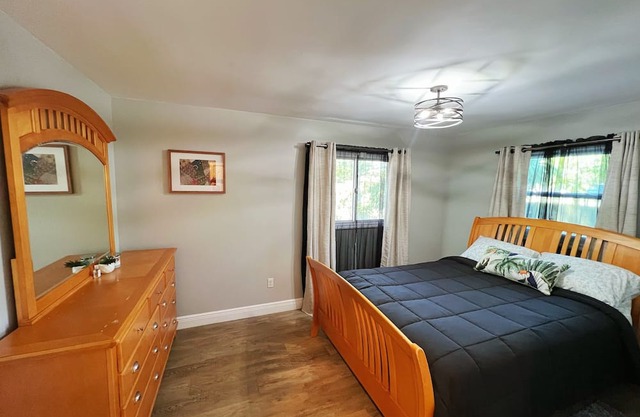 Modern, Quaint Home -Orlando-Historic Gotha, FL 15 mins from theme parks! ❤️