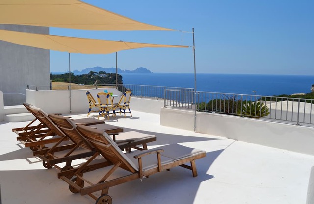 Maridea Ponza- Villa PERLA 2 bedrooms, 2 bathrooms kitchen and panoramic terrace