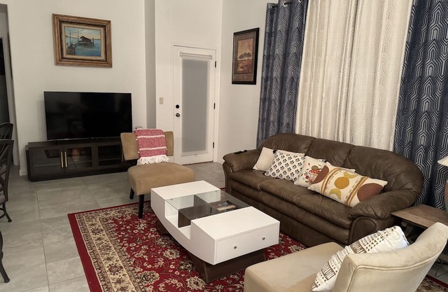 Warm and cozy pad in the heart of Tucson