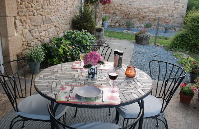 Luxury gite in the beautiful Indre region of central France.