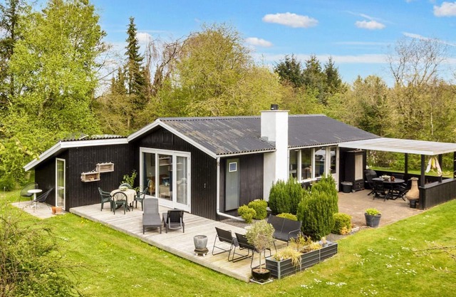 6 person holiday home in Farsø