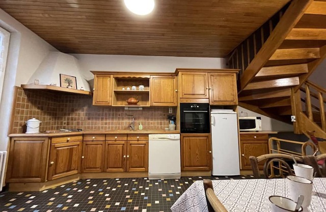 Gite Ferrières-sur-Sichon, 3 bedrooms, 5 persons
