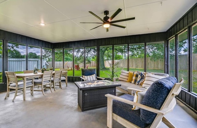 Fire Pits & S'mores|Secluded 7 miles to Round Top!