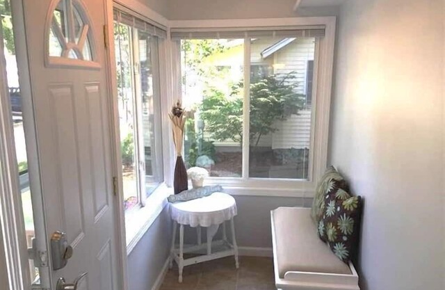 New - Cute Elk Rapids Cottage - close to Horse Show.