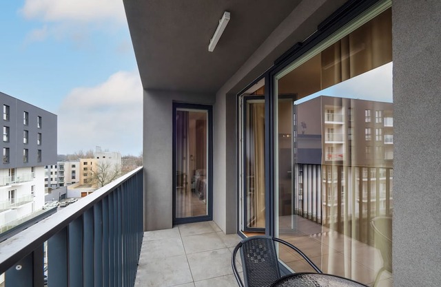 Apartment Manufaktura Łódź by Renters