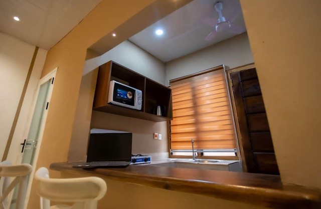1 Bedroom Apartment in Accra - Ashomang Estates, 25 Mins from the airport