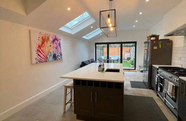 Stunning 3 Bed House