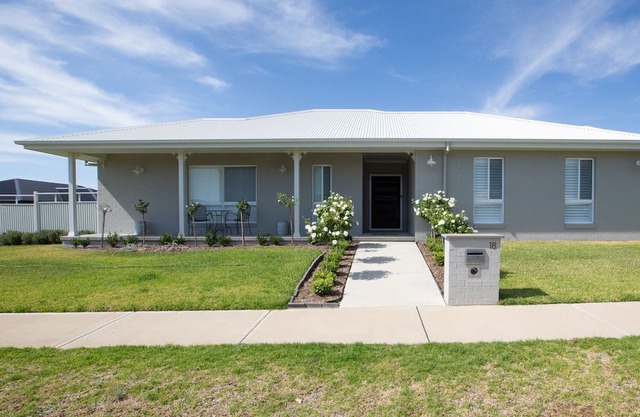 Mulga Luxury Escape - Moore Creek