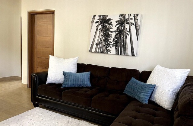 Luxury 3BD/2BA Condo - Unit 201 Tumon Isa