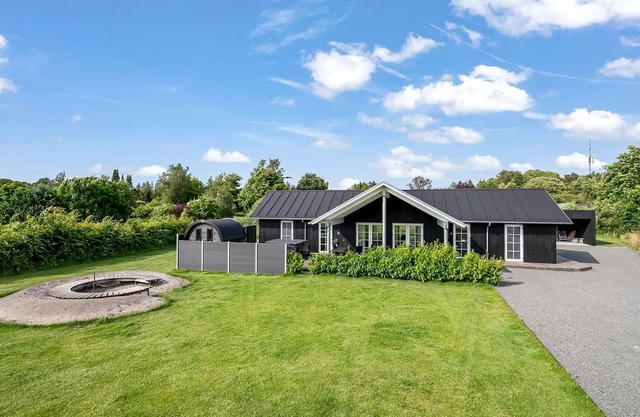"Bryngeir" - 750m from the sea by Interhome