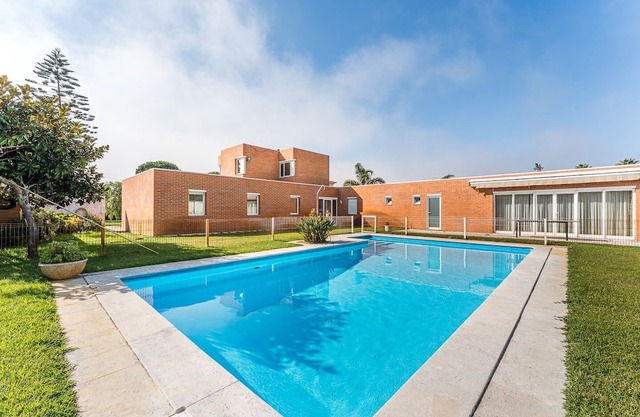 Esmoriz's golden hour with pool