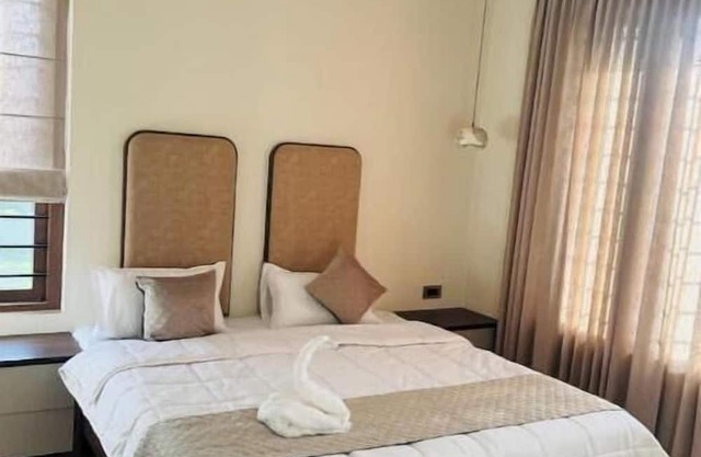 Deluxe King Room Gypsie Cottage unit 3