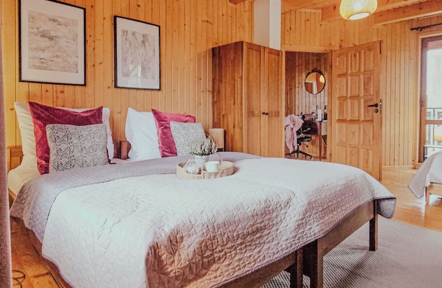 Nasza Chata- hottub, fireplace, kids-friendly, grill, workspace, free parking