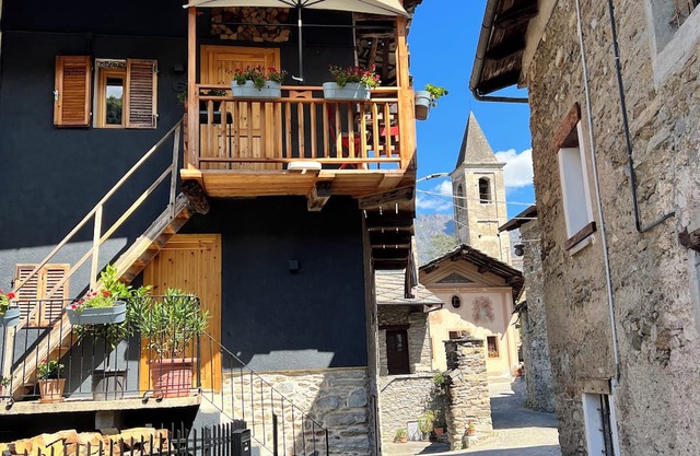 Possibly the most romantic house in the Italian alps.