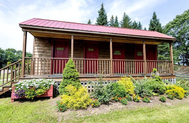 Adult Only Bell Tent Perfect for a Romantic Getaway in Turner, Maine