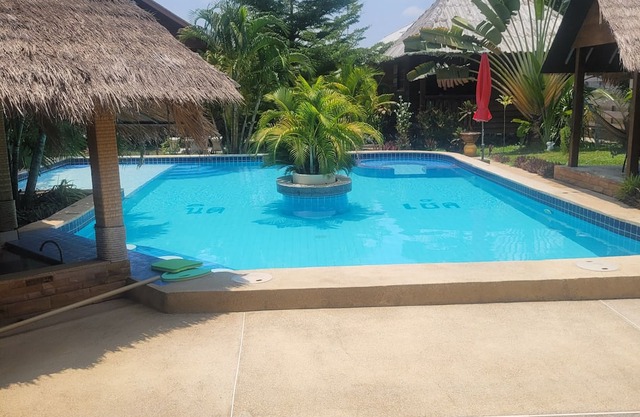 Mistercheck paradise bungalows