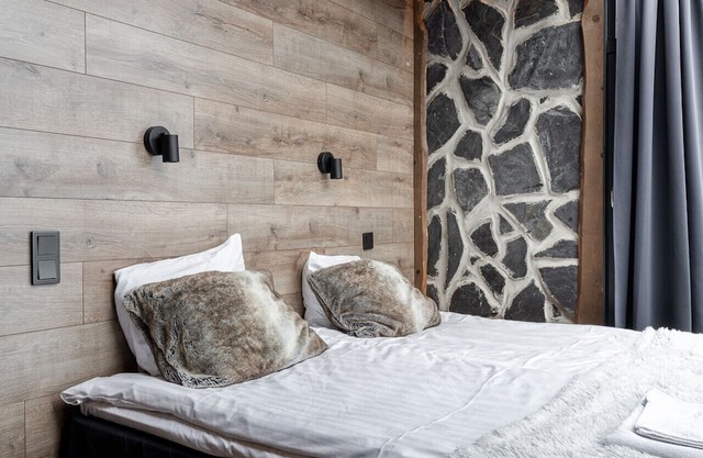 Private & Cozy Suite with terrace and lake views