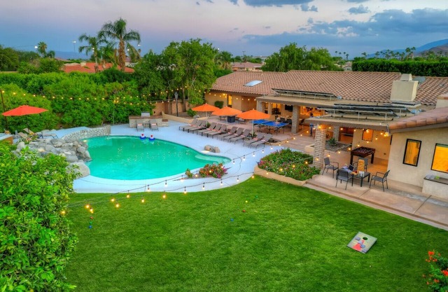 Estate+Pool+Spa+Golf+Mountain Views+Pool Table