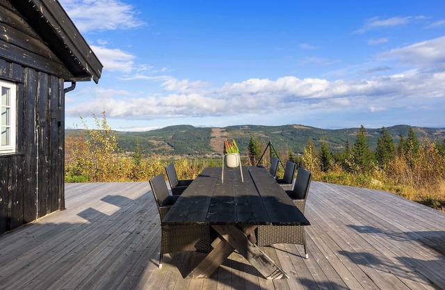 Mosetra2038 by Vacationtrysil