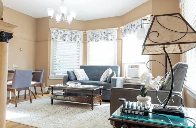 2BR Washer/Dryer High Speed Wi-Fi, perfect for extended stays