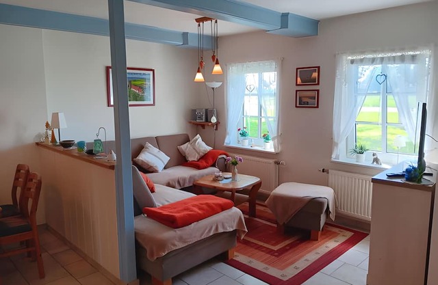 Apartment 'Fewo Springflot' with Shared Terrace, Shared Garden and Wi-Fi