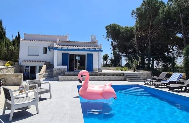 Casa Azulino - private pool & plenty of space