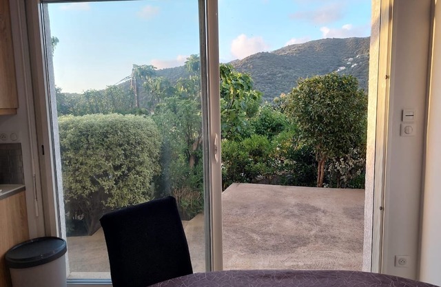 Appartement F3 bas de Villa Proche Ajaccio