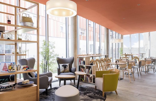 Aparthotel Adagio Access Paris Massy Gare TGV