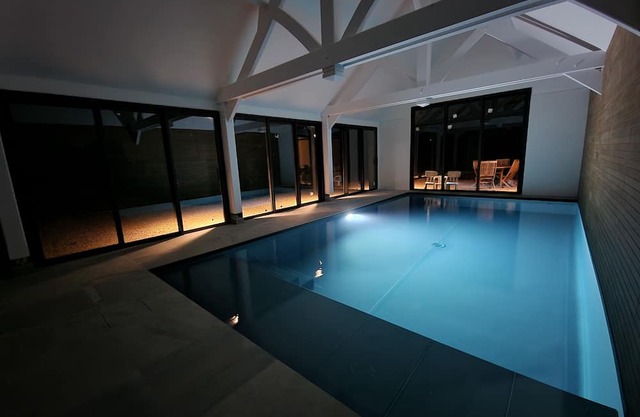 Cottage du Golfe - 2 Lodgings - 18 persons - Indoor swimming pool