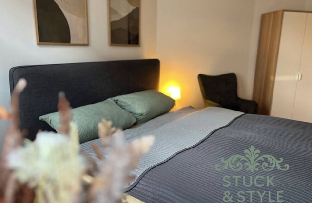 Modern and barrier-free apartment at Lene-Voigt-Park "Stuck and Style Reudnitz"