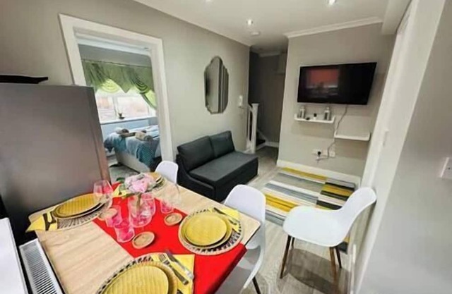 Spacious and newly built,perfect for your getaway!